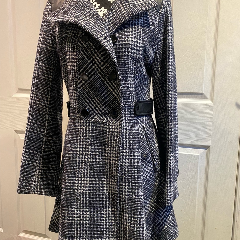 Guess Navy and White Checkered Coat